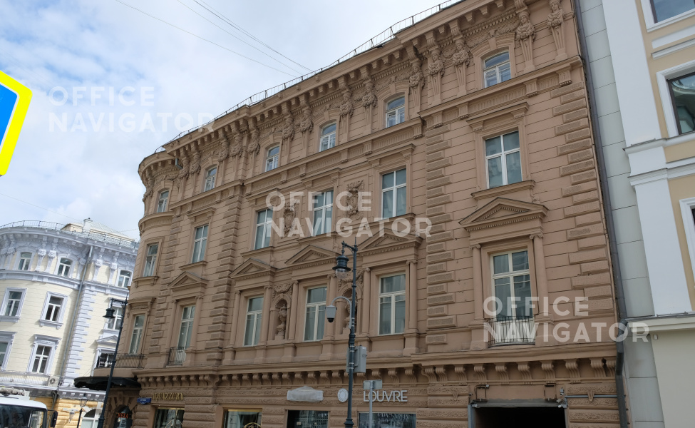 Аренда офиса 322 м², 2 этаж, в бизнес-центре Петровка ул., 18
