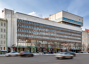 Зубовский б-р, 17