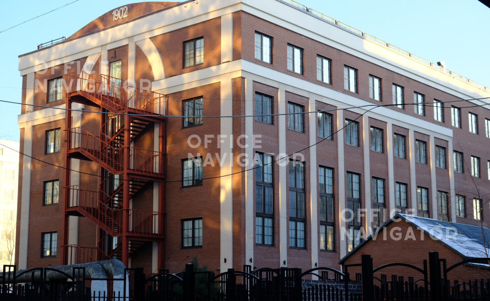 <name>Аренда офиса 2200 м²,  этаж, в бизнес-центре Калужский М. пер., 4, стр. 1</name>
