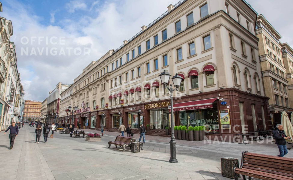 <name>Аренда офиса 852.7 м², 3 этаж, в бизнес-центре Никольская Плаза</name>
