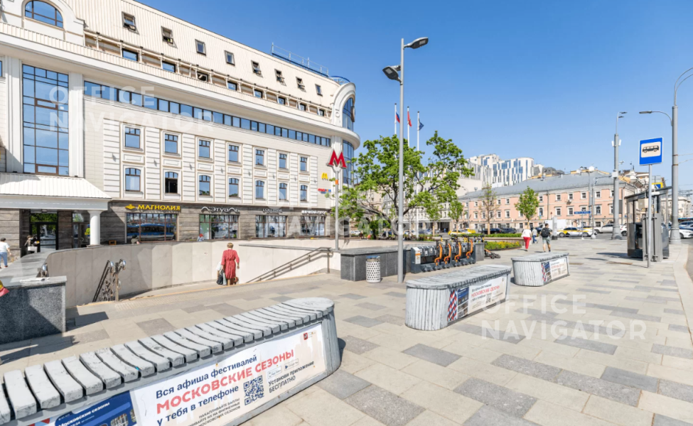 Аренда офиса 240.51 м², 2 этаж, в бизнес-центре Садовая Галерея
