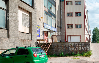 Бизнес-центр Тореза ул., 68Д