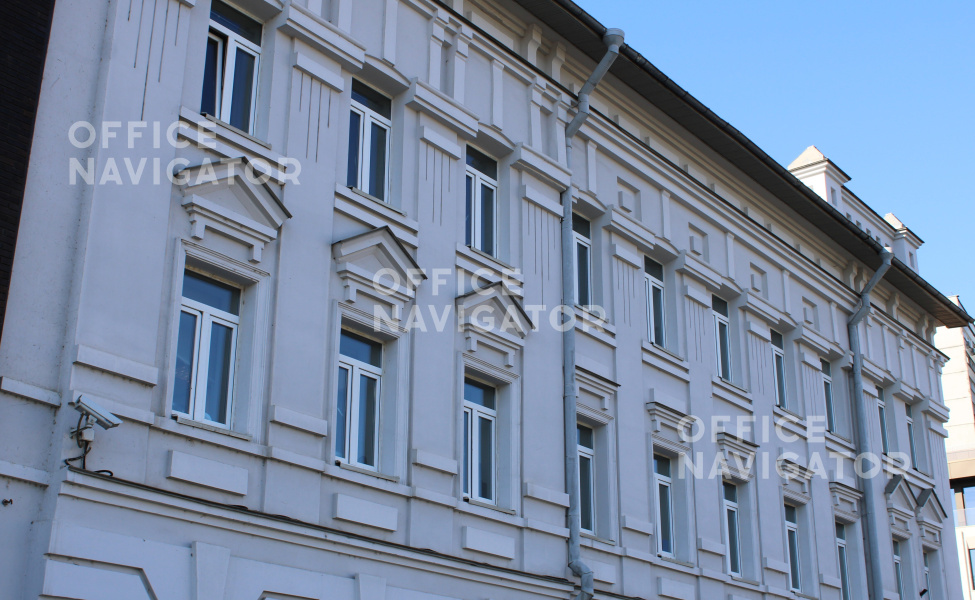 Аренда офиса 959.5 м², -1-4 этаж, в бизнес-центре Озерковская наб., 12
