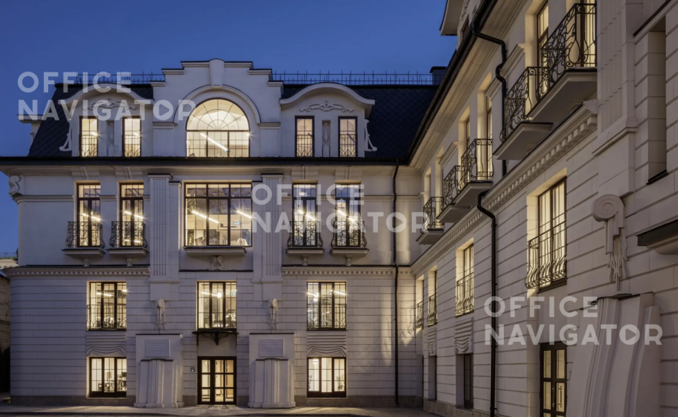 Аренда офиса 5600 м², 1-4 этаж, в бизнес-центре Софийская наб., 30, стр. 2
