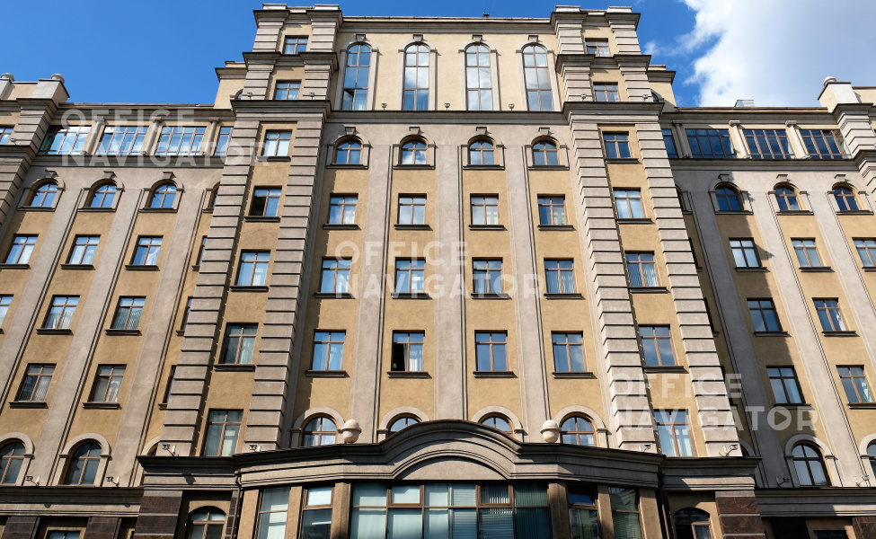 Продажа офиса 1176 м², 3 этаж, в бизнес-центре Святогор II
