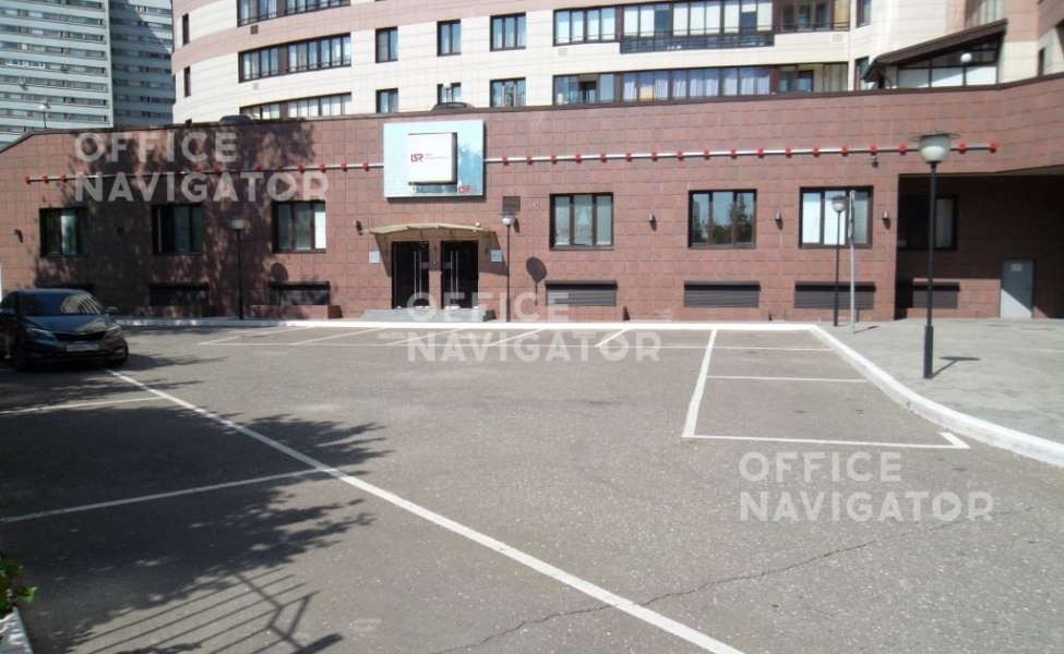 <name>Аренда офиса 1700 м², 1-3 этаж, в бизнес-центре Давыдковская ул., 16</name>

