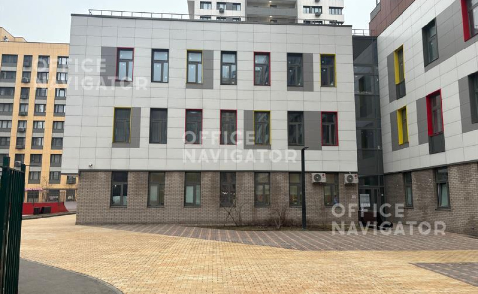 Продажа офиса 2129 м², 1-3 этаж, в бизнес-центре Тагильская ул., 4В
