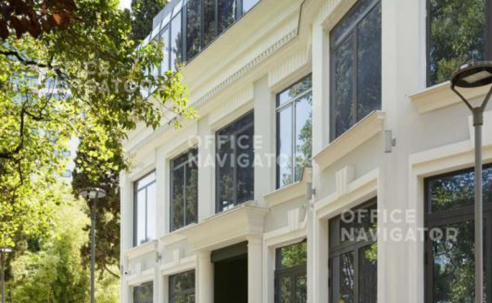 Аренда офиса 837 м², 1-3 этаж, в бизнес-центре Курортный пр-т, 51А
