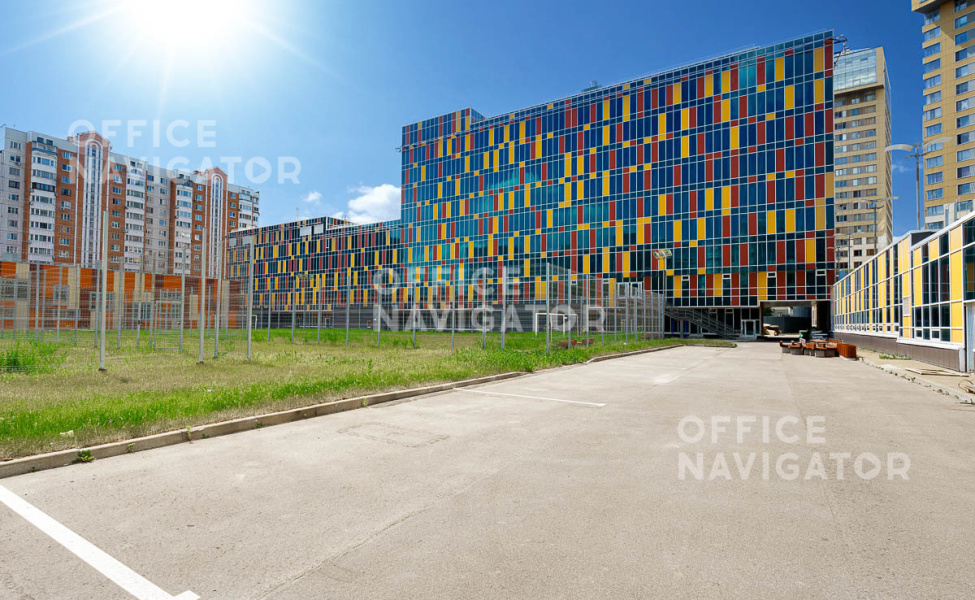 Продажа офиса 17808 м², 1-10 этаж, в бизнес-центре Скай Хаус
