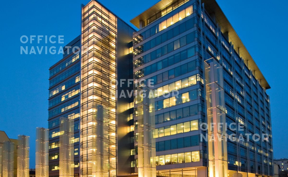 <name>Аренда офиса 4932 м², 3-4 этаж, в бизнес-центре Дукат Плэйс III</name>
