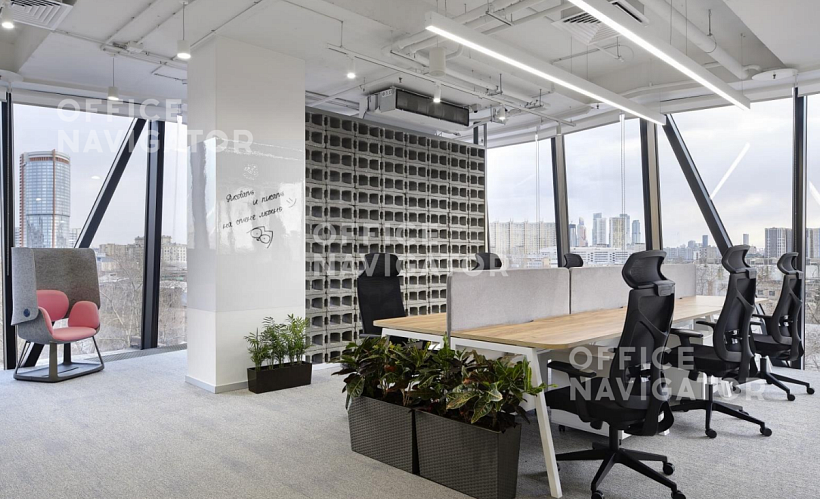 Business Club-Искра-Парк