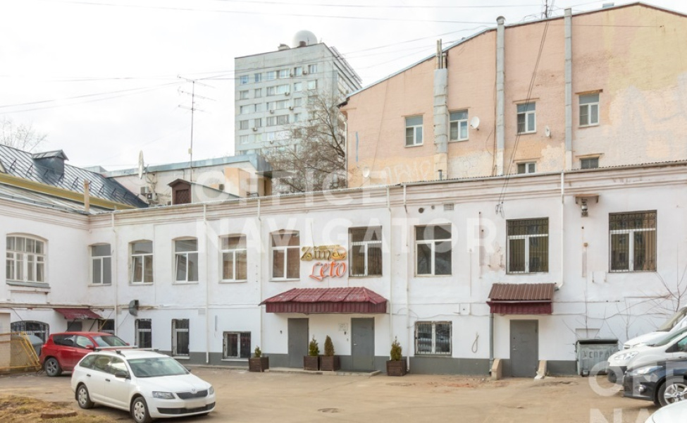 Аренда офиса 270 м², 1 этаж, в бизнес-центре Старопименовский пер., 11, стр. 3
