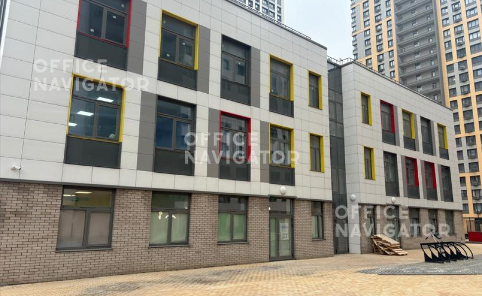 Продажа офиса 2129 м², 1-3 этаж, в бизнес-центре Тагильская ул., 4В
