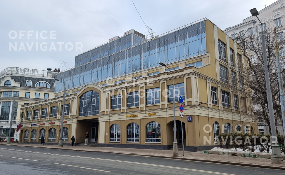 <name>Аренда офиса 742.4 м², 3 этаж, в бизнес-центре Ямъ Плаза</name>
