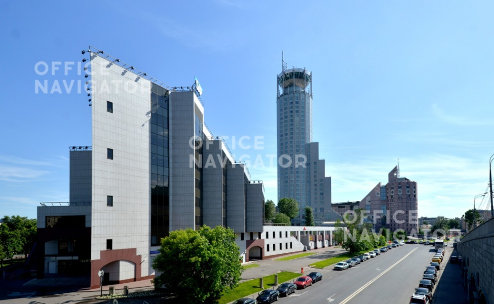 Аренда офиса 266 м², 3 этаж, в бизнес-центре Riverside Towers Performing Arts Center
