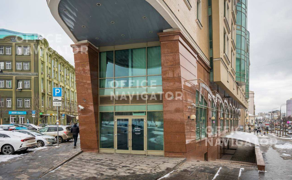 Аренда офиса 415.1 м², 1 этаж, в бизнес-центре Садовая-Спасская ул., 28
