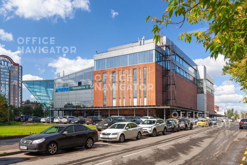 Аренда офиса 472 м², 2 этаж, в бизнес-центре Квадро
