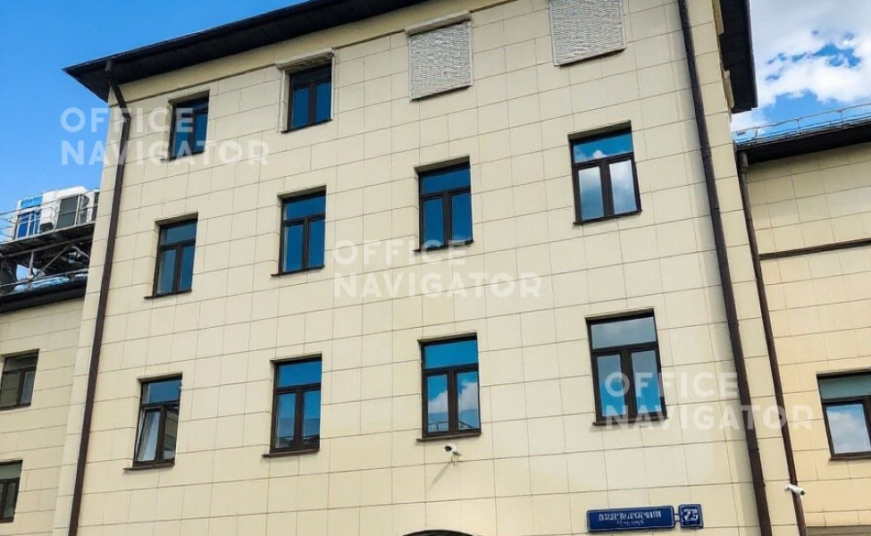 Аренда офиса 289.7 м², 2 этаж, в бизнес-центре Подсосенский пер., 23
