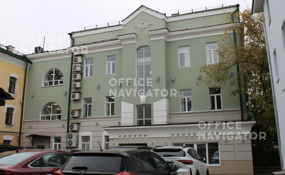 Аренда офиса 3200 м², 1-3 этаж, в бизнес-центре Каретный Б. пер., 20, стр. 3
