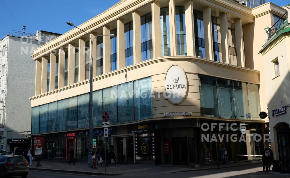 Аренда офиса 326 м², 4 этаж, в бизнес-центре Европа
