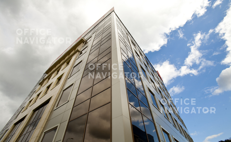 <name>Аренда офиса 906 м², 4 этаж, в бизнес-центре Гринвуд</name>
