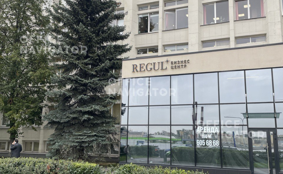 Аренда офиса 1700 м², 2 этаж, в бизнес-центре Регул 
