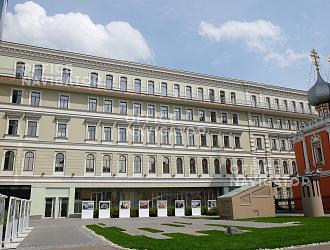 Романов Двор II. Фото 2