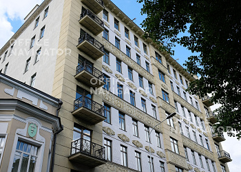 Гоголевский 11
