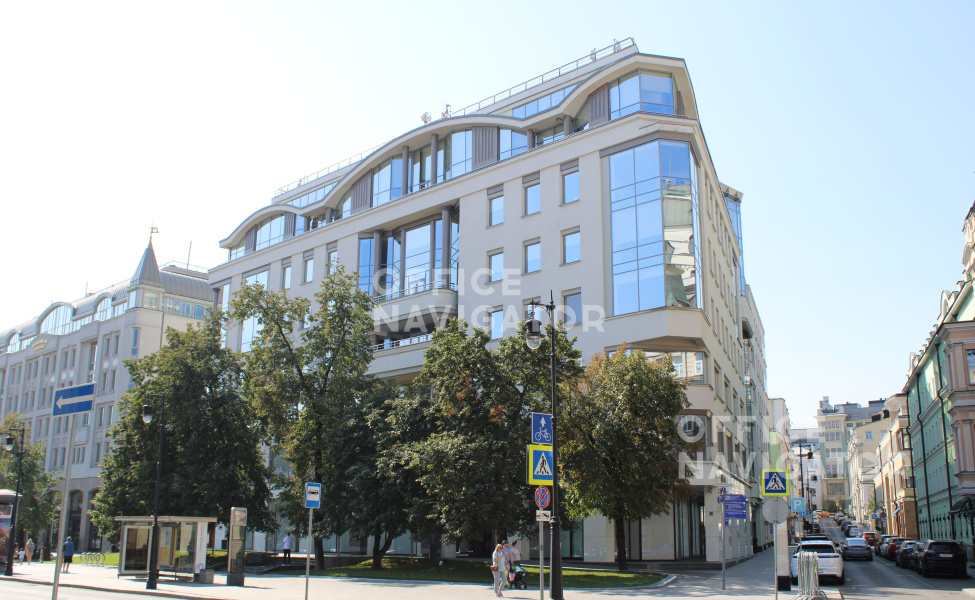 Аренда офиса 254 м², 0-1 этаж, в бизнес-центре Женевский Дом
