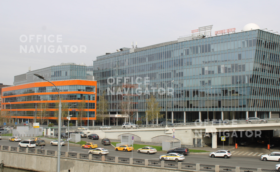 Аренда офиса 1600 м², 2 этаж, в бизнес-центре Серебряный город

