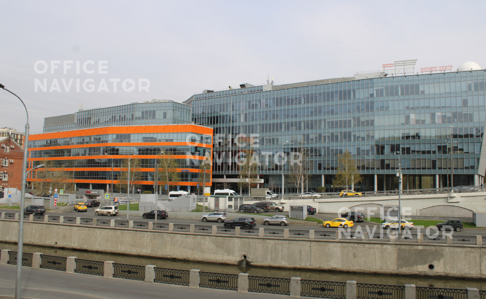 Аренда офиса 1600 м², 2 этаж, в бизнес-центре Серебряный город
