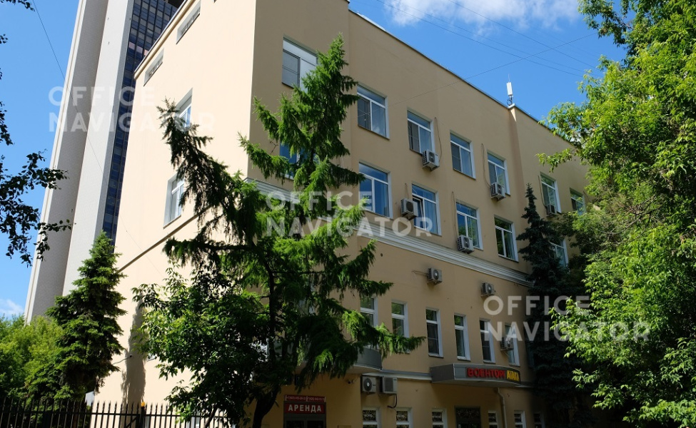 <name>Аренда офиса 200 м², 1 этаж, в бизнес-центре Гиляровского ул., 39, стр. 1</name>
