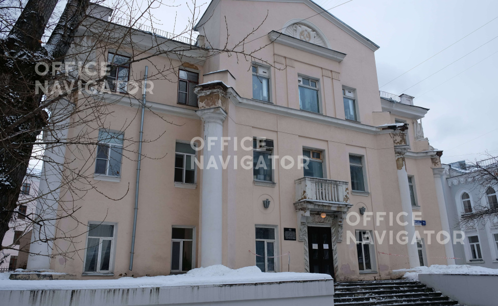 Продажа офиса 3300 м², -1-3 этаж, в бизнес-центре Милютинский пер., 18А

