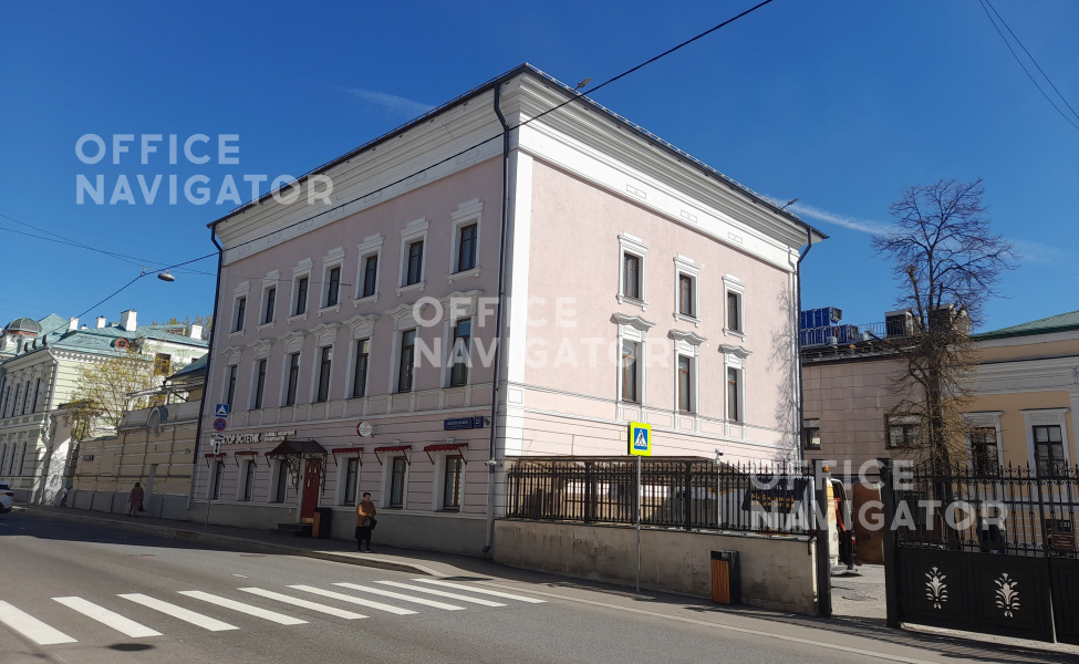 Аренда офиса 289.7 м², 2 этаж, в бизнес-центре Подсосенский пер., 23
