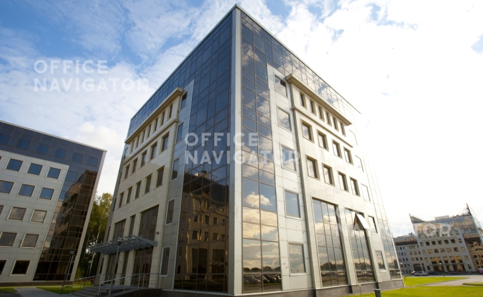 <name>Аренда офиса 906 м², 4 этаж, в бизнес-центре Гринвуд</name>
