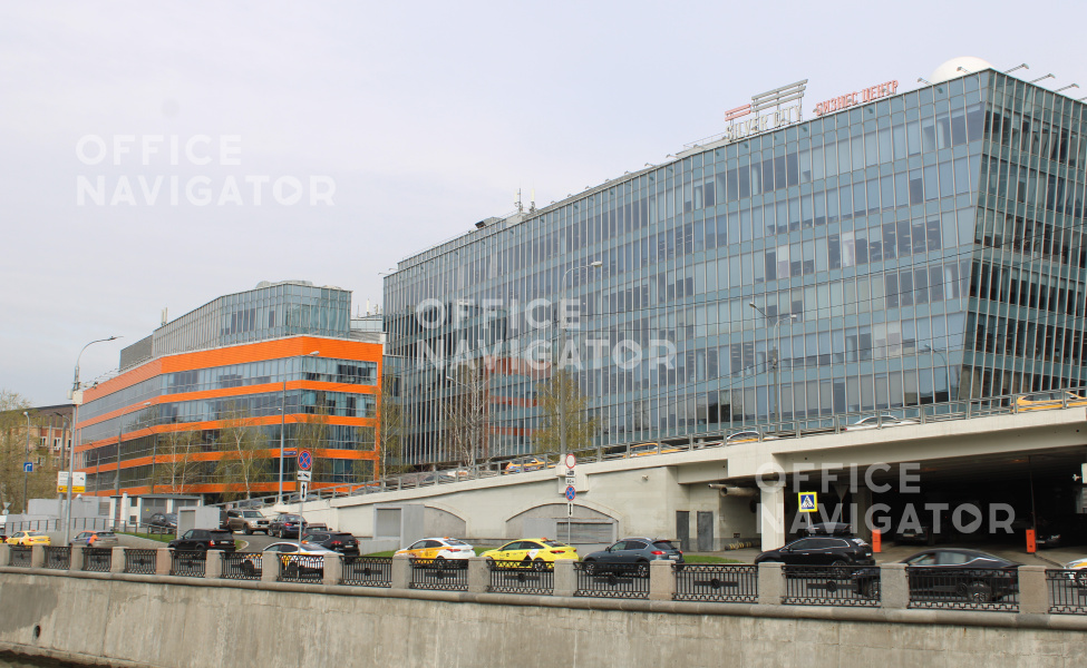 Аренда офиса 1600 м², 2 этаж, в бизнес-центре Серебряный город
