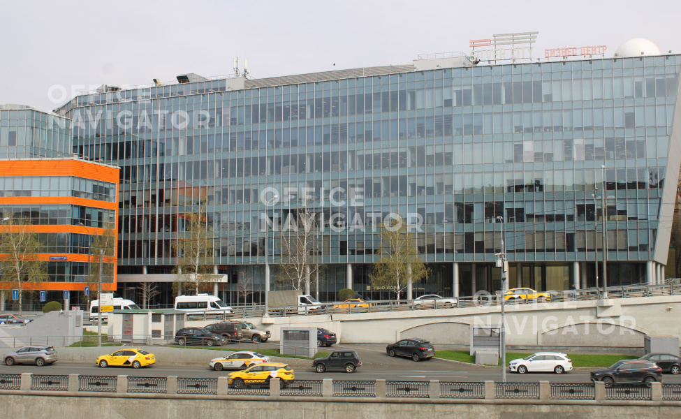 Аренда офиса 1600 м², 2 этаж, в бизнес-центре Серебряный город
