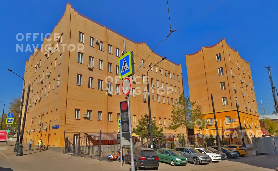 Аренда офиса 876 м², 1-3 этаж, в бизнес-центре Сыромятнический 3-й пер., 3/9, стр. 1, 2
