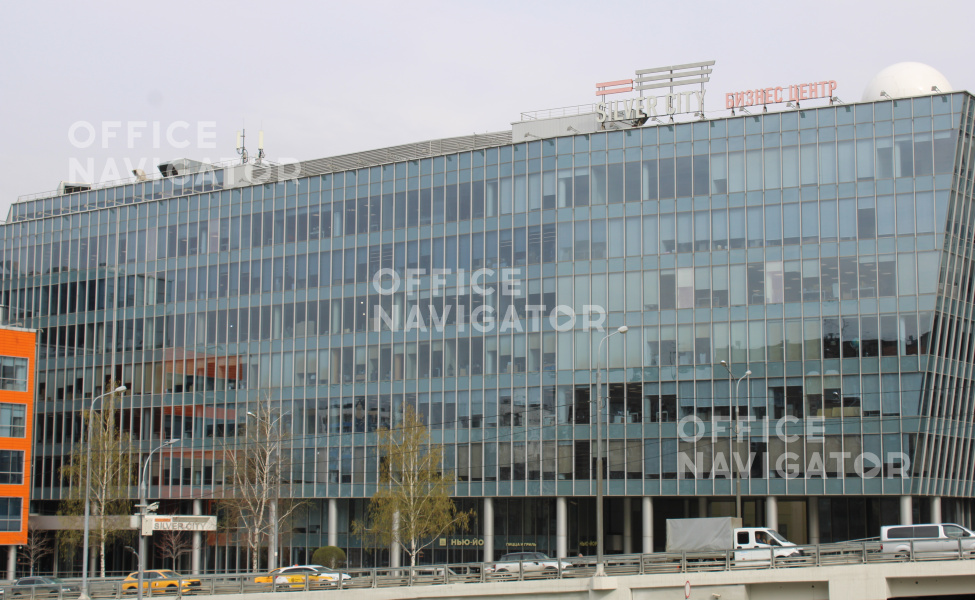 Аренда офиса 1600 м², 2 этаж, в бизнес-центре Серебряный город

