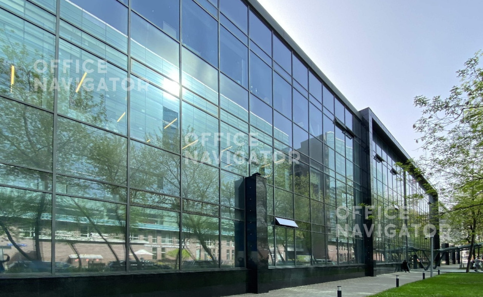 Аренда офиса 2327 м², 3 этаж, в бизнес-центре Black & White Фаза I
