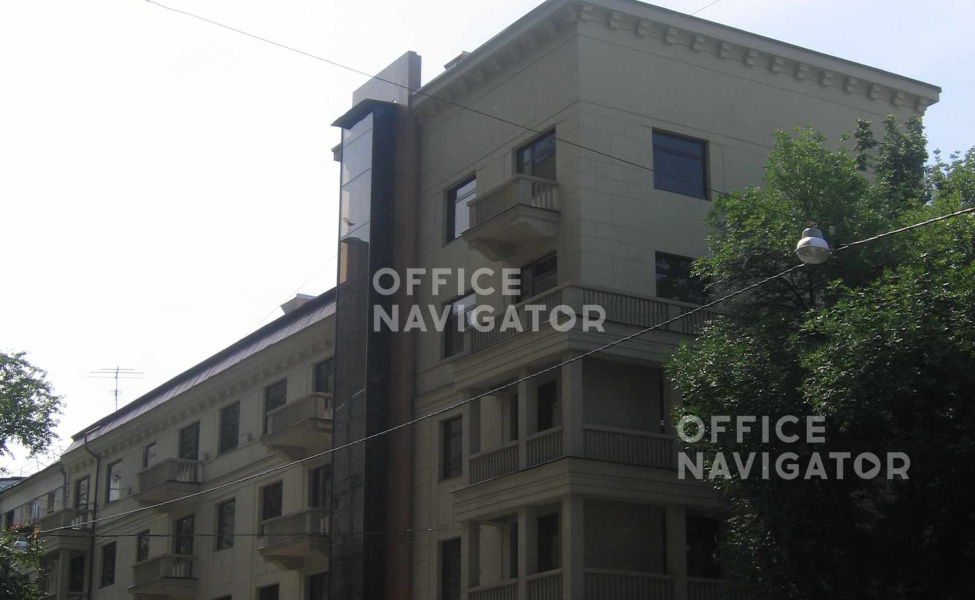 <name>Аренда офиса 176.7 м², 3 этаж, в бизнес-центре Татарская Б. ул., 42</name>
