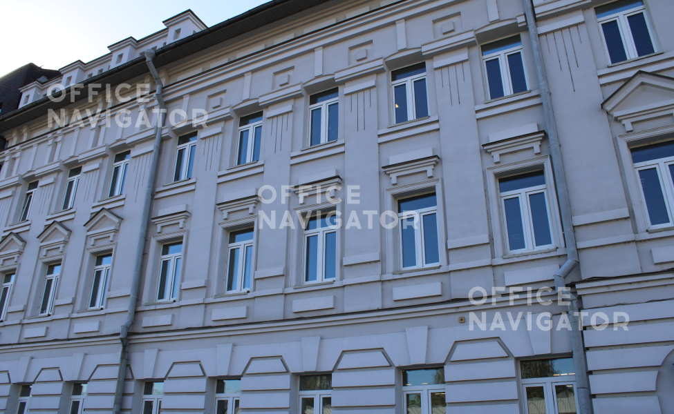 Аренда офиса 959.5 м², -1-4 этаж, в бизнес-центре Озерковская наб., 12
