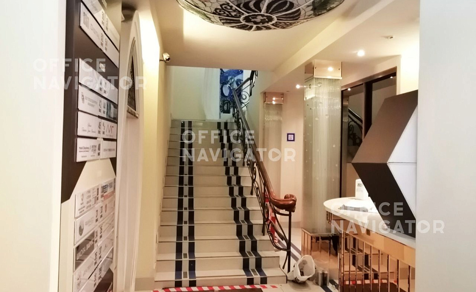 Аренда офиса 1566 м², 1-5 этаж, в бизнес-центре 

