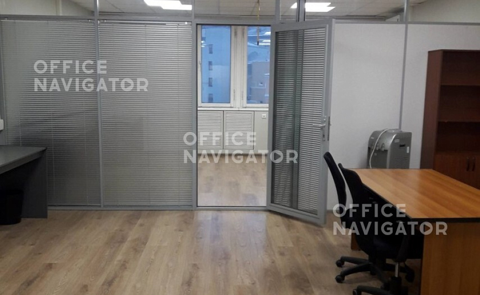 <name>Аренда офиса 168 м², 2 этаж, в бизнес-центре Каскад</name>
