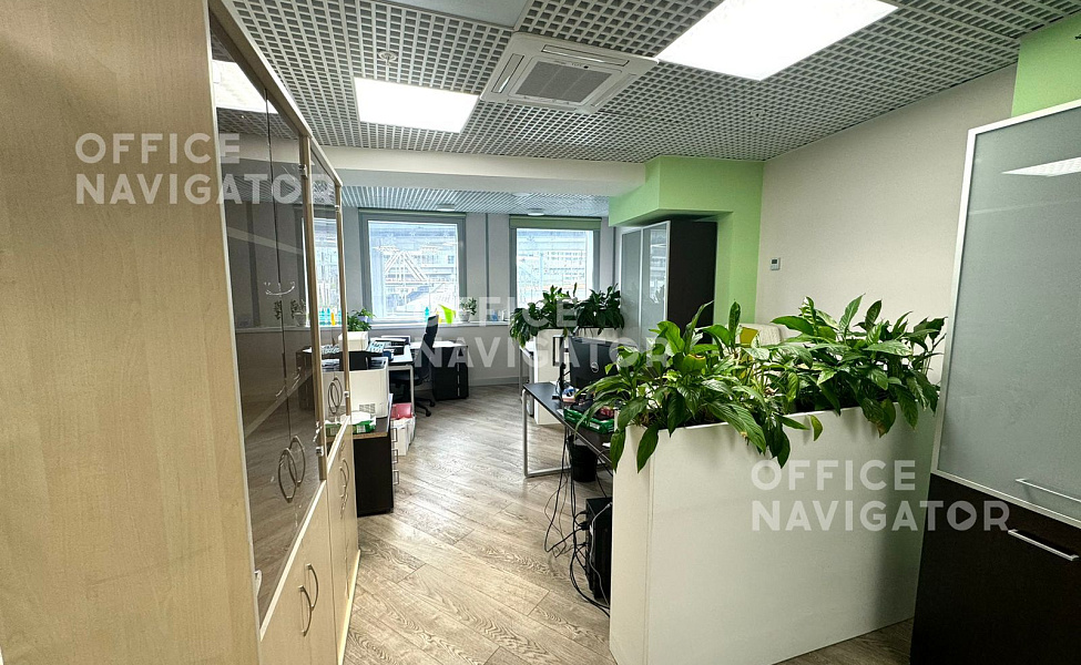 Аренда офиса 5153.97 м², 1-3 этаж, в бизнес-центре Северная башня, подъезд 1-2
