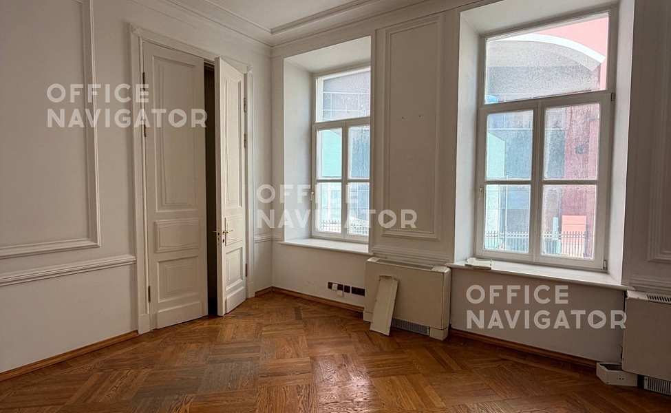 Аренда офиса 960 м², 1-2 этаж, в бизнес-центре Земляной Вал ул., 35, стр. 1
