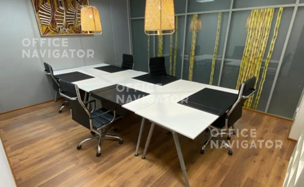 Субаренда офиса 749 м², 2 этаж, в бизнес-центре 
