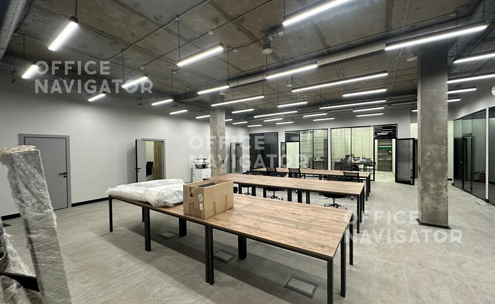 Субаренда офиса 780 м², 1 этаж, в бизнес-центре 

