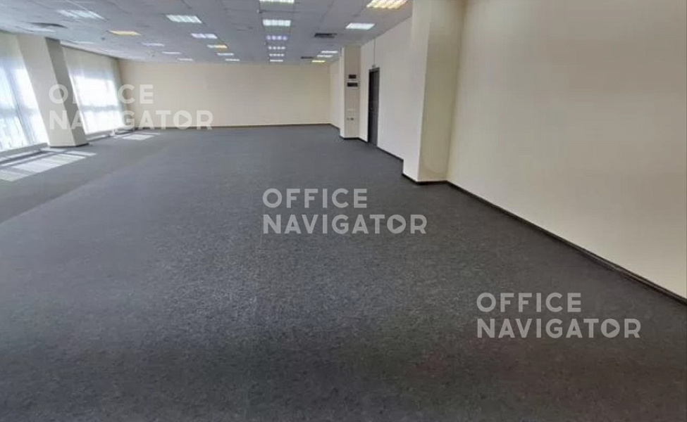 Аренда офиса 370 м², 1 этаж, в бизнес-центре Нагорное
