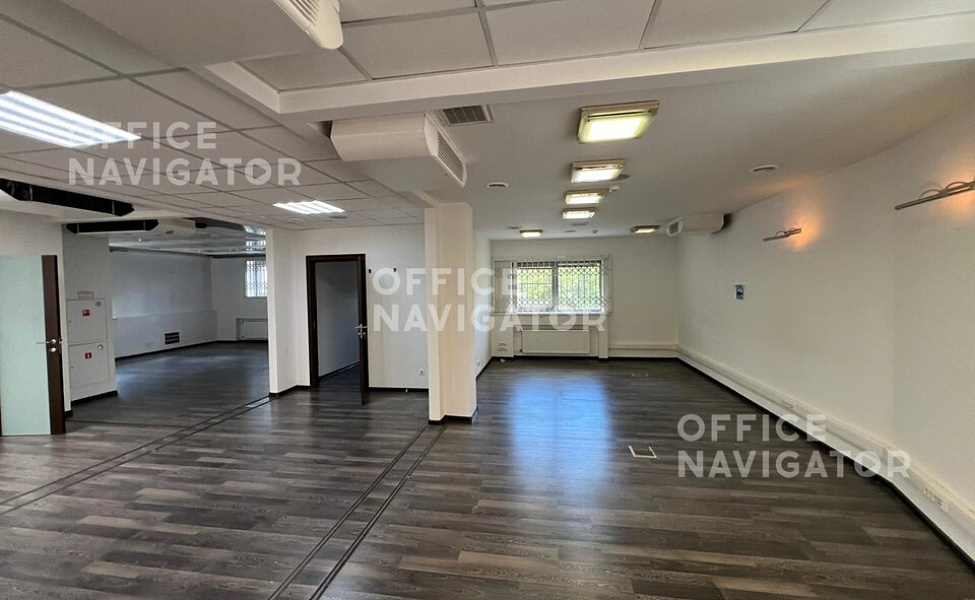 Субаренда офиса 527 м², 1-2 этаж, в бизнес-центре 
